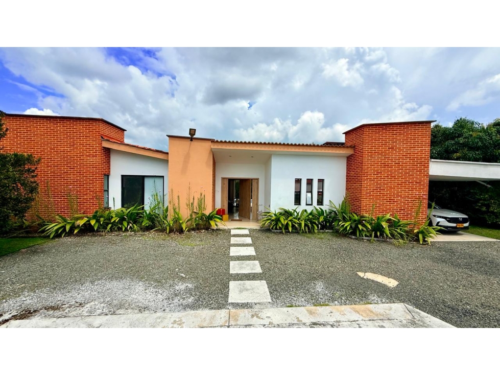 Casa campestre en condominio para la venta en Combia, Pereira!!!
