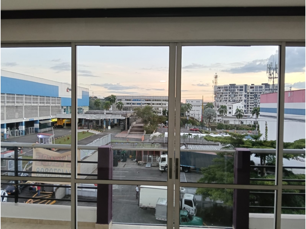 Apartamento en conjunto para la venta en la Av.Sur, Pereira!!