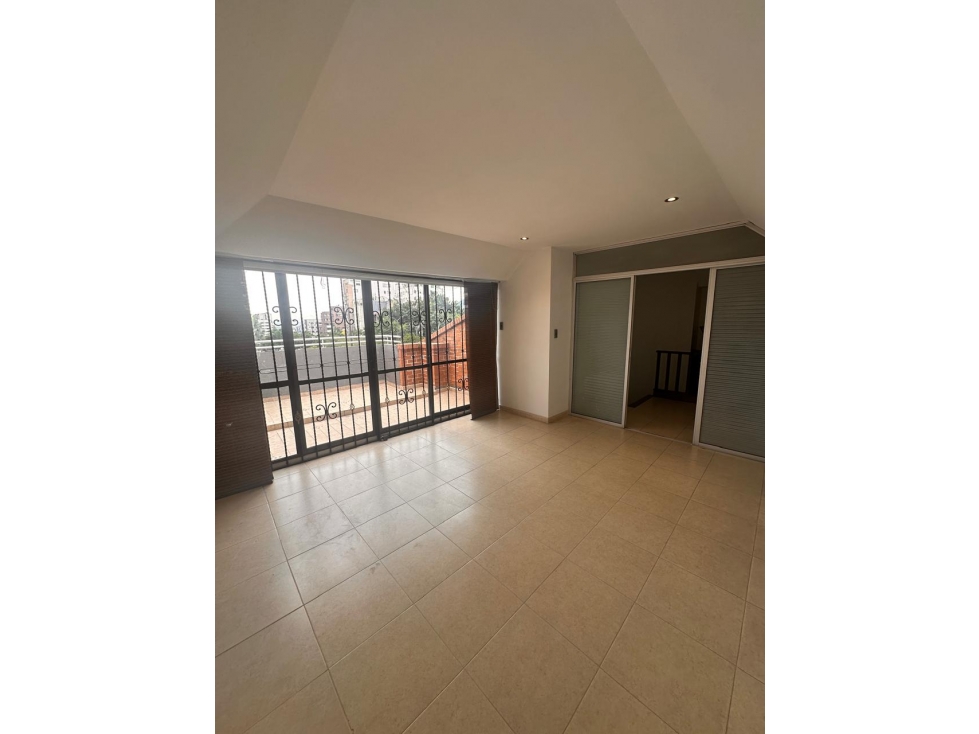 Casa esquinera en conjunto para la venta en Pinares, Pereira!!! — foto 4