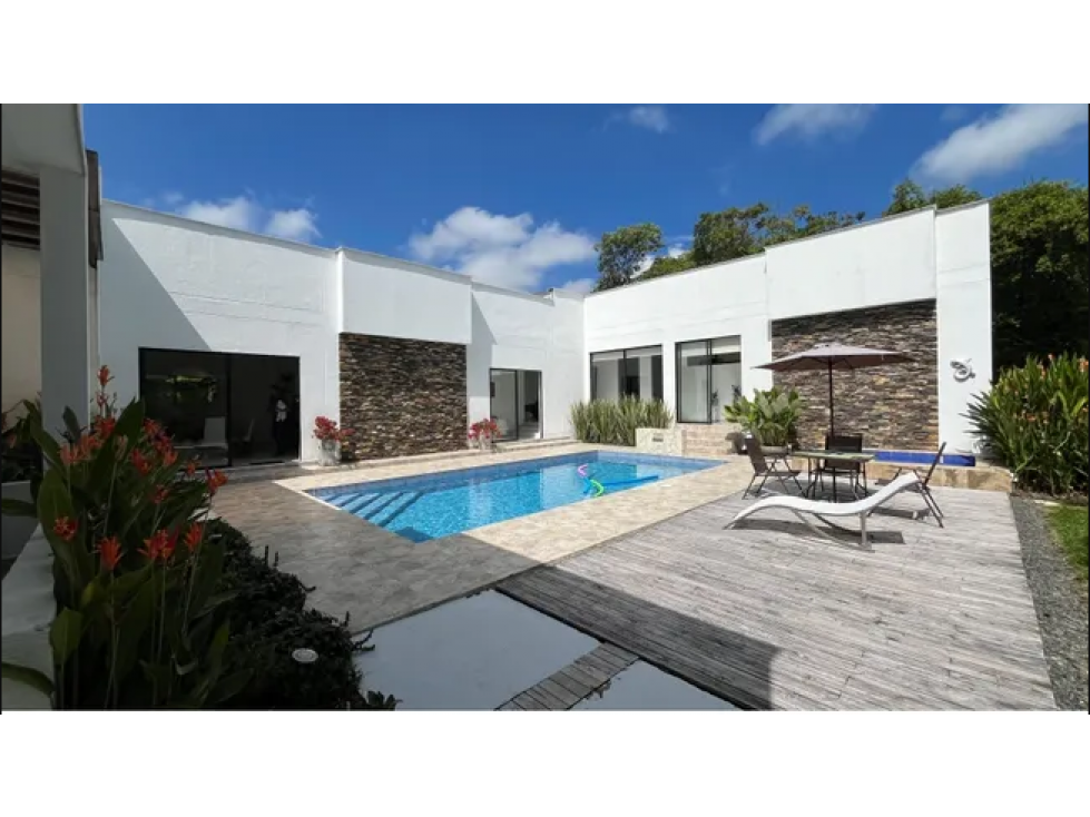 Casa campestre en condominio para la venta en Cerritos, Pereira!!!