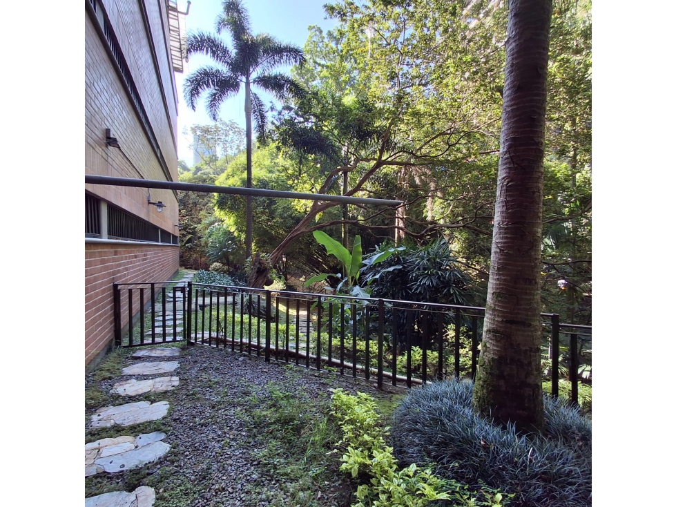 Apartamento en conjunto para la venta en el Poblado,Medellin!! — foto 5