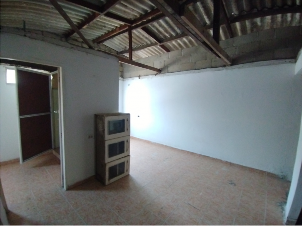 CASA ESQUINERA DE 525 M2 EN LAS GAVIOTAS PARA VENTA — foto 3