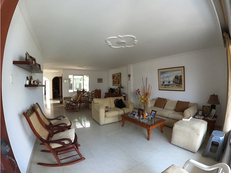 CARTAGENA VENTA APTO EN 1ER PISO CON 3 ALCOBAS EN MANGA