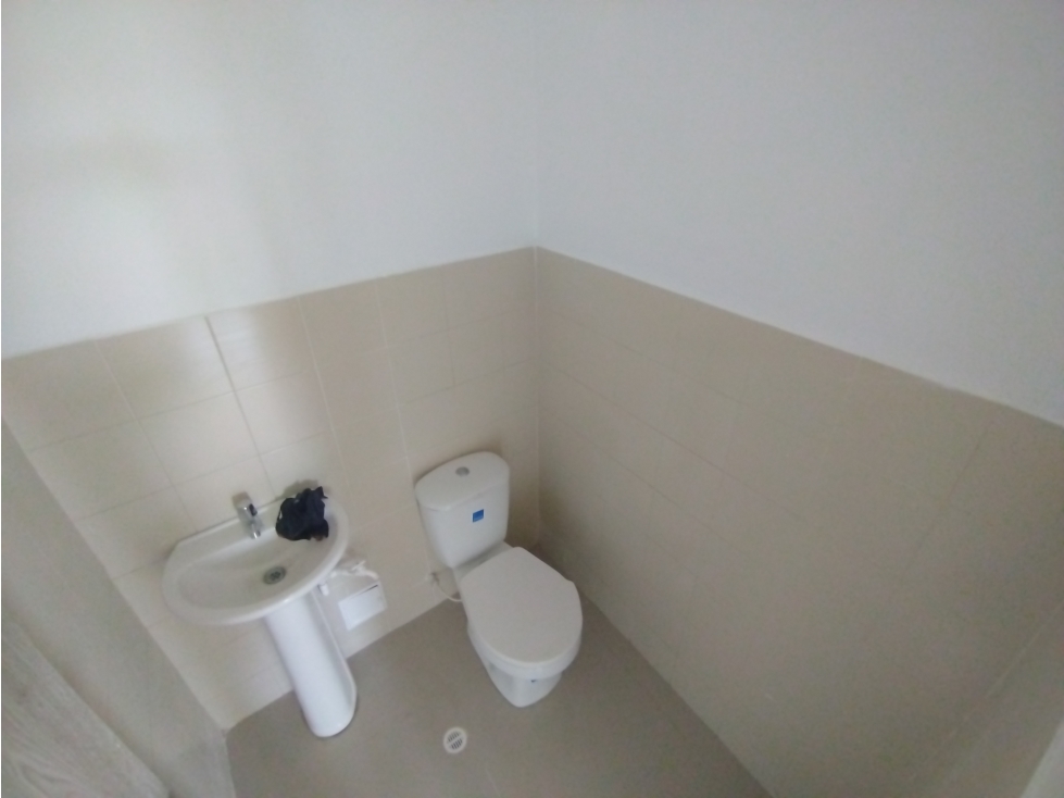 LOCAL DE 32M2 PARA ARRIENDO EN EL POZON — foto 4