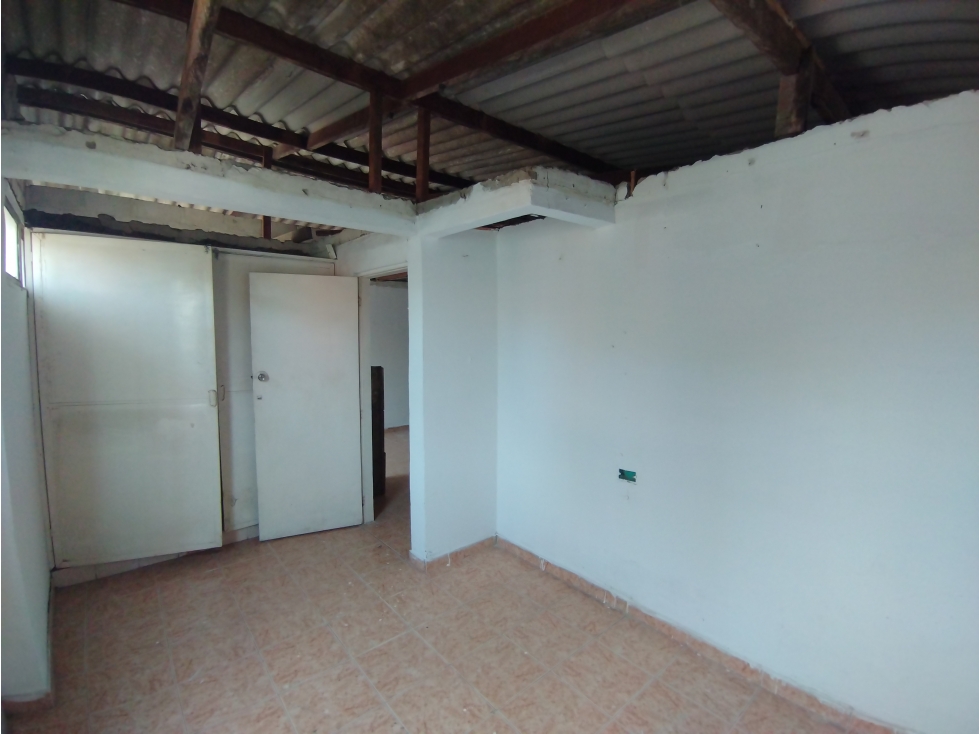 CASA ESQUINERA DE 525 M2 EN LAS GAVIOTAS PARA VENTA — foto 5