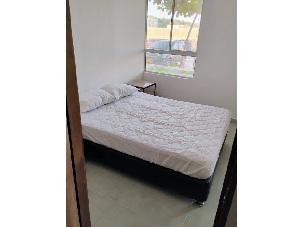 VENTA APTO DE 2 ALCOBAS AMOBLADO EN SERENA DEL MAR — foto 4