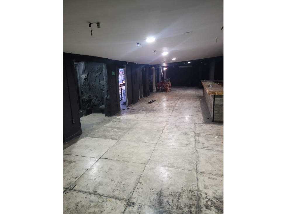 LOCAL DE 240 M2 EN LAS GAVIOTAS PARA ARRIENDO — foto 6