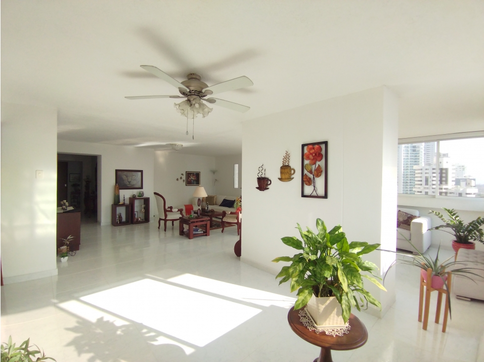 APARTAMENTO DE 3 ALCOBAS EN BOCAGRANDE PARA VENTA — foto 4