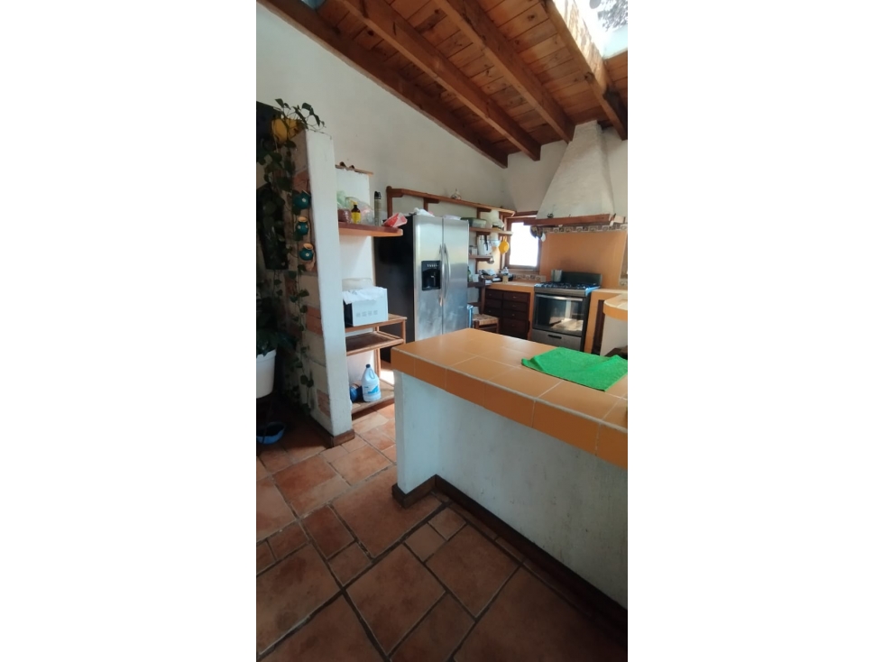 CASA EN VENTA VALLE DE BRAVO