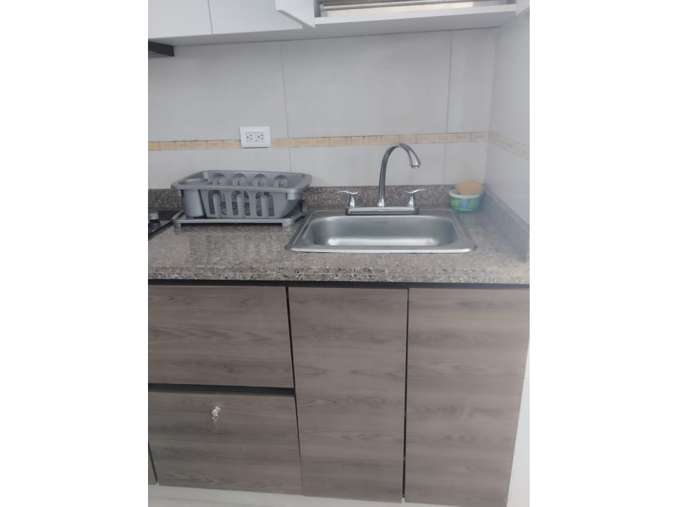 APARTAMENTO AMOBLADO DE 3 ALCOBAS PARA ARRIENDO EN TORICES — foto 4