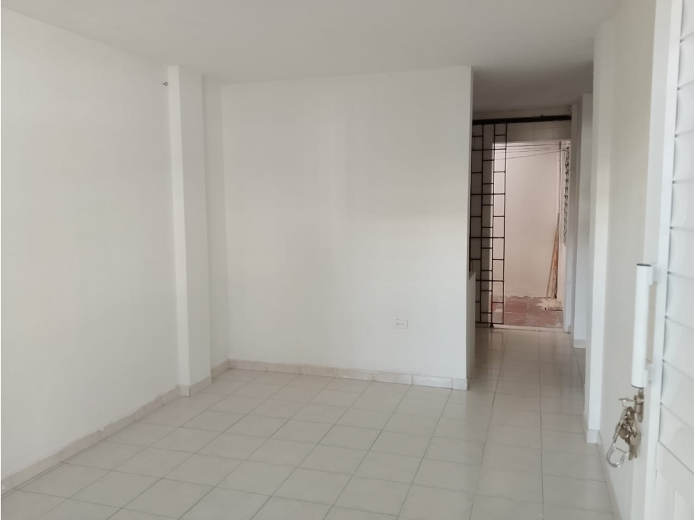CASA CON 3 APTOS Y UN LOCAL PARA VENTA EN EL SOCORRO — foto 5