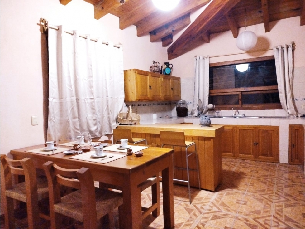 HERMOSO BUNGALOW AMUEBLADO EN RENTA VALLE DE BRAVO - 2