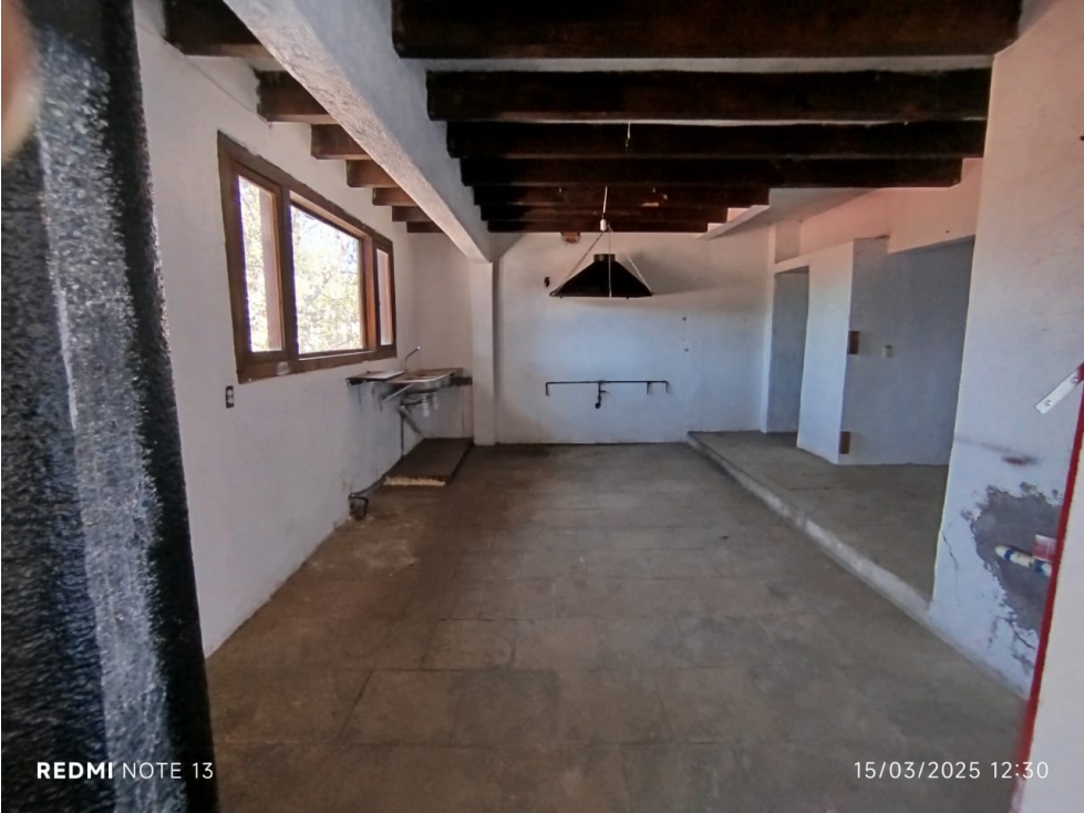 LOCAL COMERCIAL EN RENTA VALLE DE BRAVO - 3