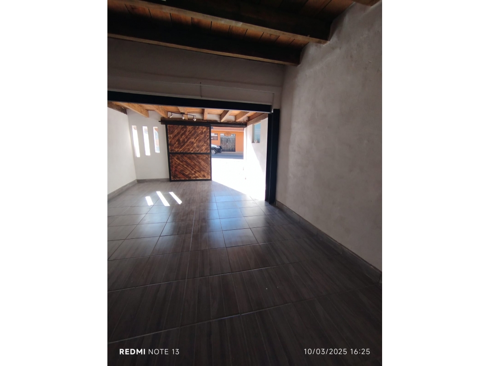 LOCAL COMERCIAL EN CASAS VIEJAS - 4