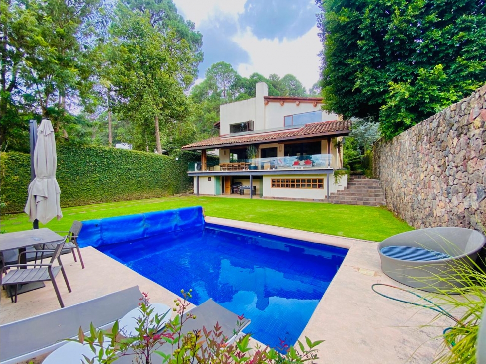 HERMOSA CASA EN VENTA EN AVANDARO - 1