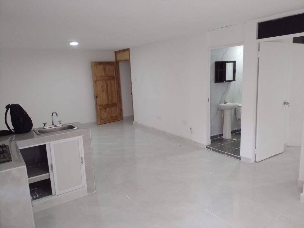 APARTAMENTO DE 1 ALCOBA PARA ARRIENDO EN EL LAGUITO