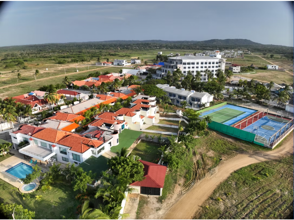 LOTE URBANIZADO ESQUINERO EN VIA AL MAR PARA VENTA — foto 4