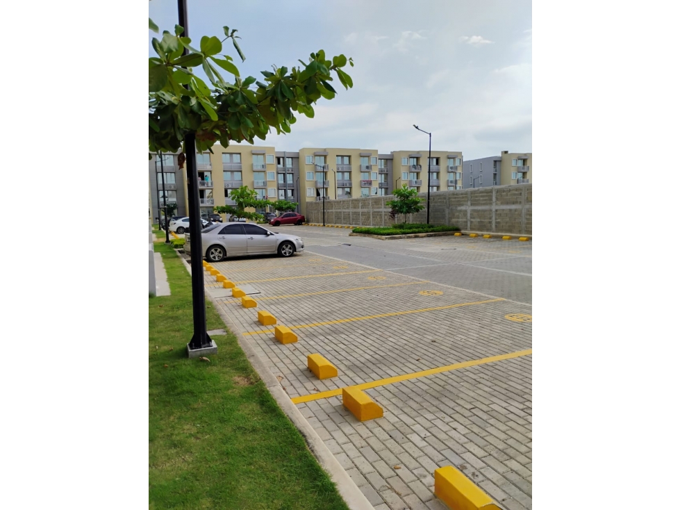 VENTA APTO DE 2 ALCOBAS AMOBLADO EN SERENA DEL MAR — foto 5