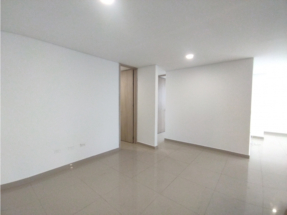 APARTAMENTO DE 3 ALCOBAS PARA ARRIENDO EN MANGA — foto 3