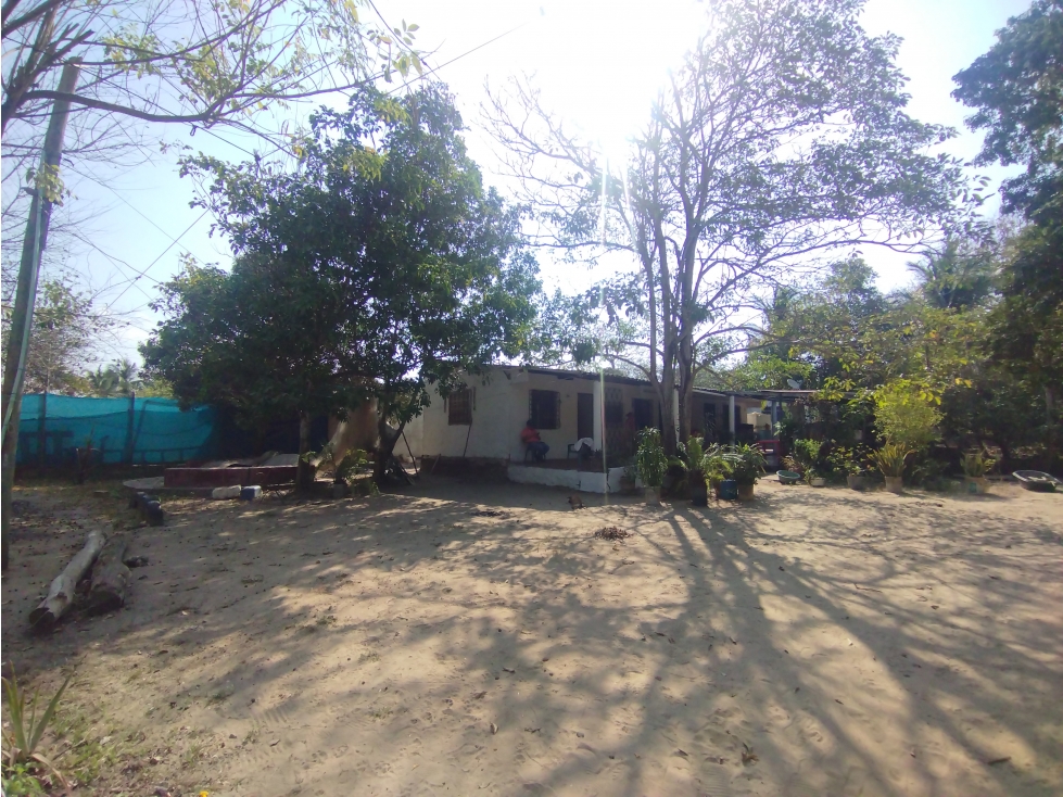 LOTE DE 2050 M2 CERCA AL MAR EN LOMA ARENA PARA VENTA — foto 4