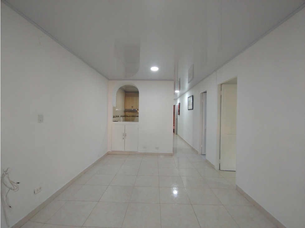 APARTAMENTO DE 2 ALCOBAS PARA ARRIENDO EN EL CENTRO HISTORICO — foto 2