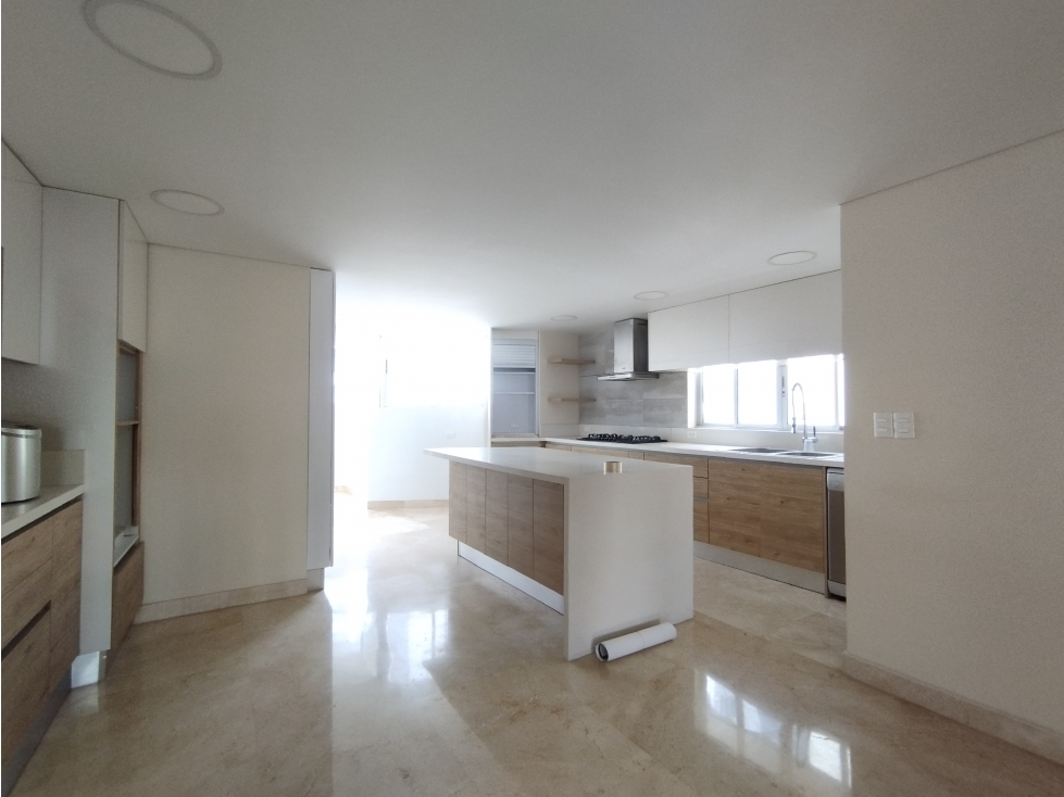 APARTAMENTO REMODELADO DE 2 ALCOBAS EN BOCAGRANDE — foto 2