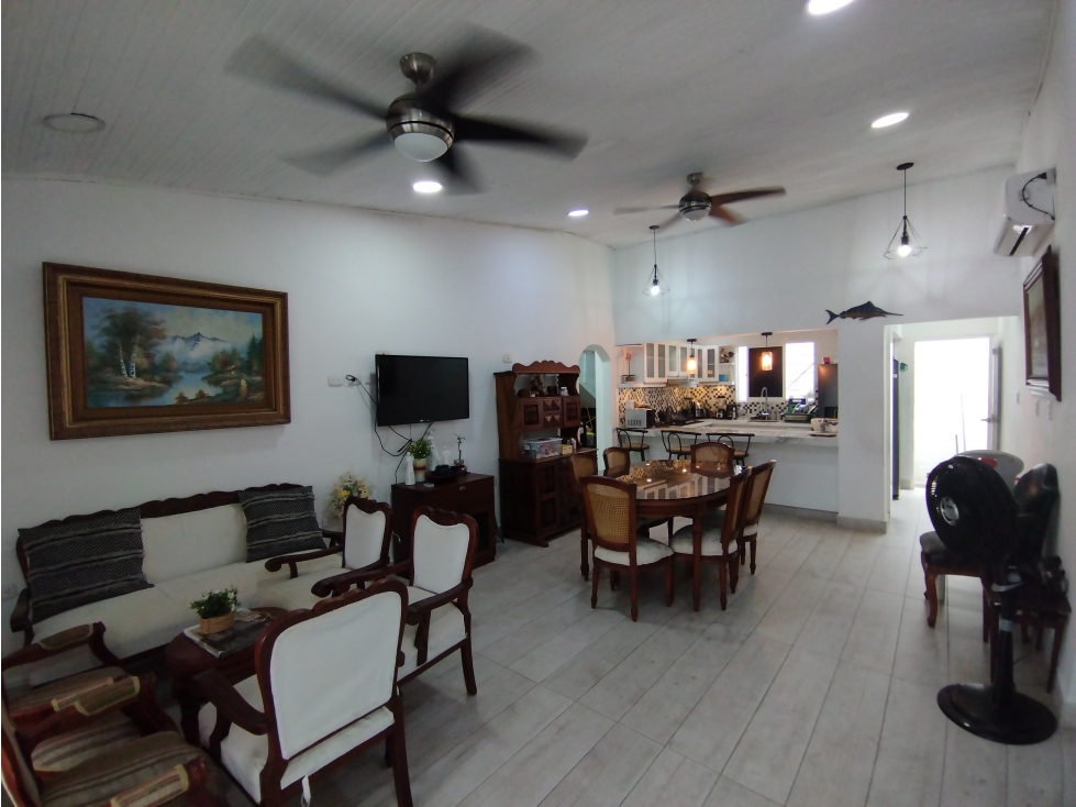 CASA DE 4 ALCOBAS PARA VENTA EN CRESPO