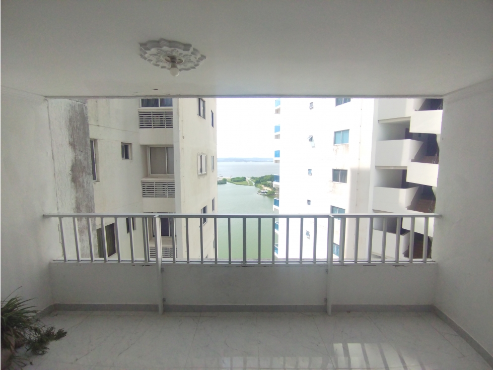 APARTAMENTO TURISTICO DE 3 ALCOBAS PARA VENTA EN EL LAGUITO — foto 3