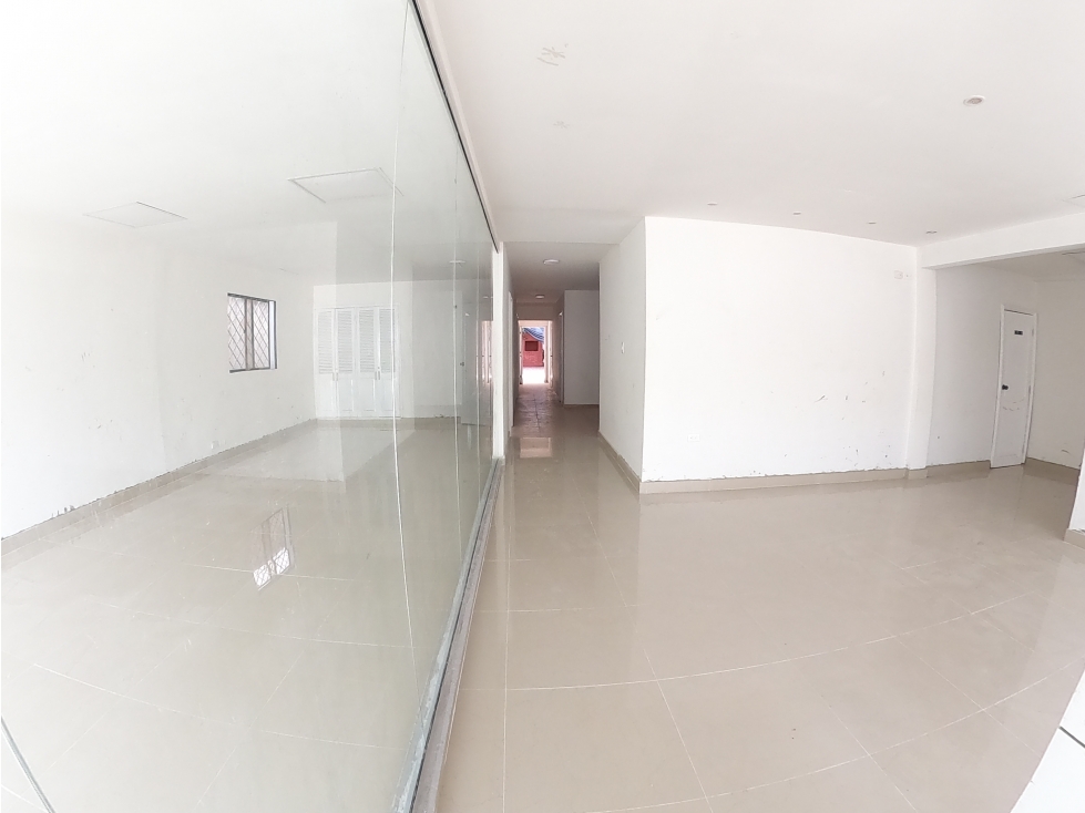 CASA COMERCIAL CON 5 ALCOBAS PARA ARRIENDO EN PIE DE LA POPA