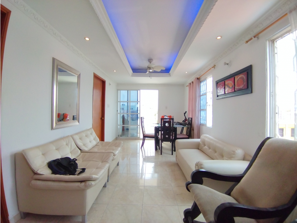 EDIFICIO ESQUINERO DE 3 PISOS PARA VENTA EN NUEVO BOSQUE - 2
