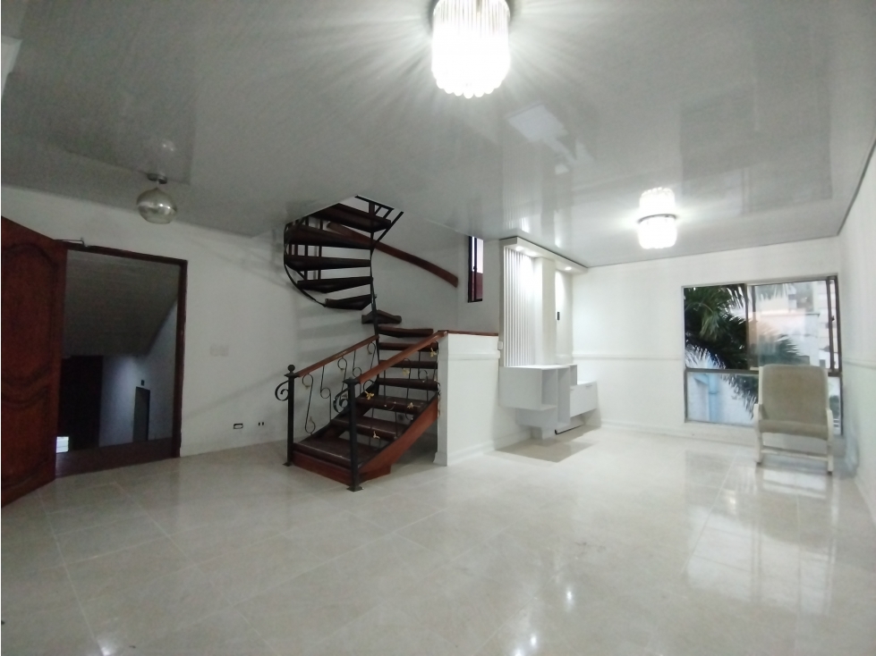 APTO PENTHOUSE DUPLEX DE 3 ALCOBAS PARA VENTA EN MANGA — foto 3