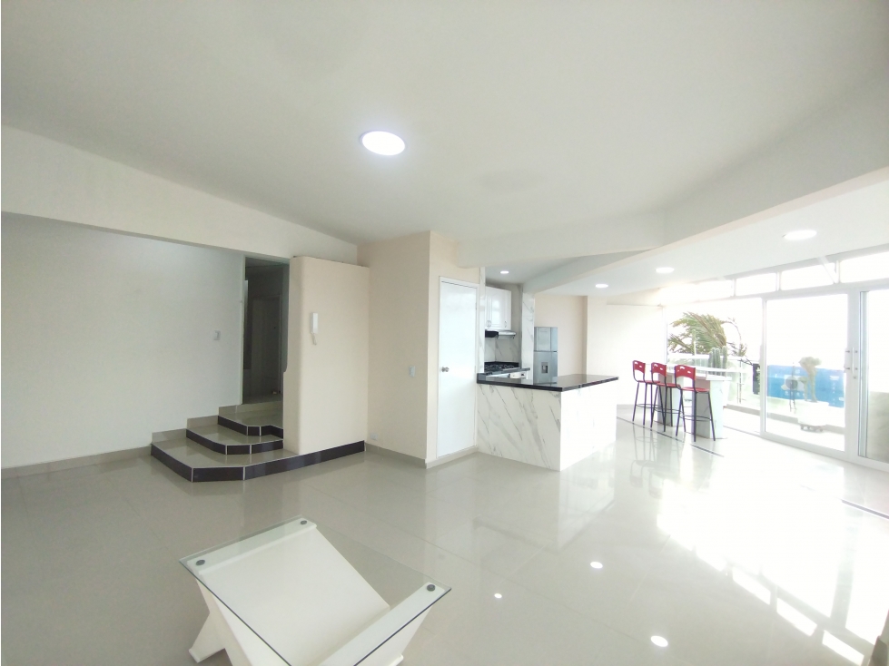 APARTAMENTO DE 2 ALCOBAS CON VISTA AL MAR EN CRESPO PARA VENTA — foto 3