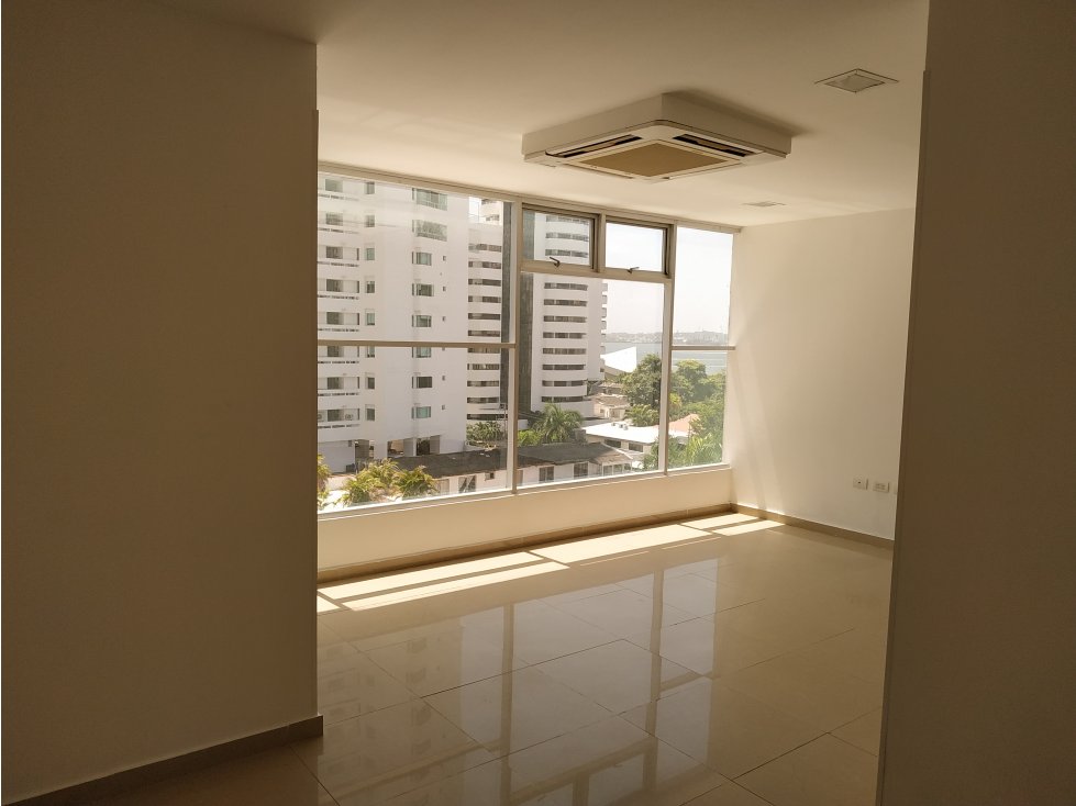 ARRIENDO OFICINAS EN EDIFICIO EMPRESARIAL EN BOCAGRANDE — foto 5