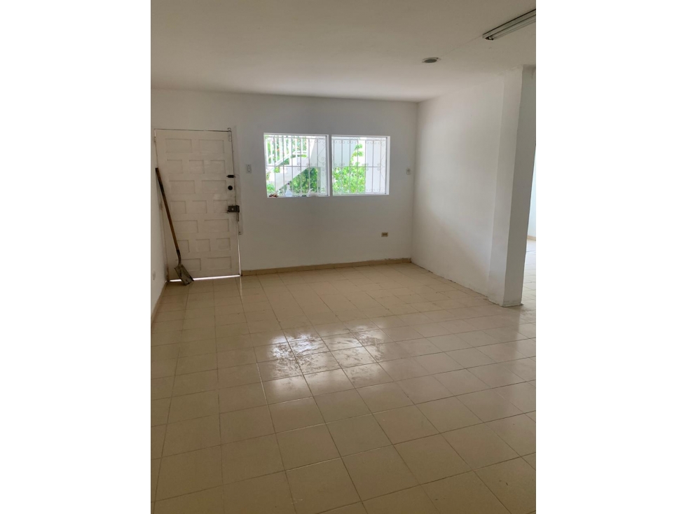 CASA DE 3 ALCOBAS PARA VENTA EN CASTILLOGRANDE — foto 4