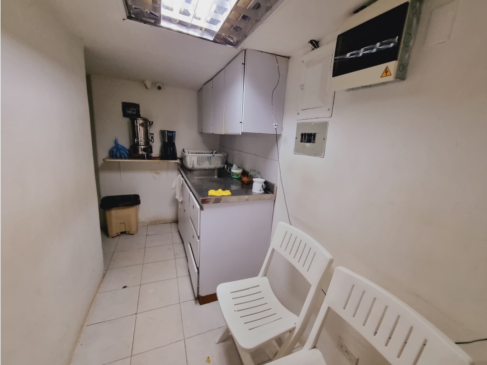 LOCAL COMERCIAL PARA VENTA EN CENTRO HISTORICO - 6