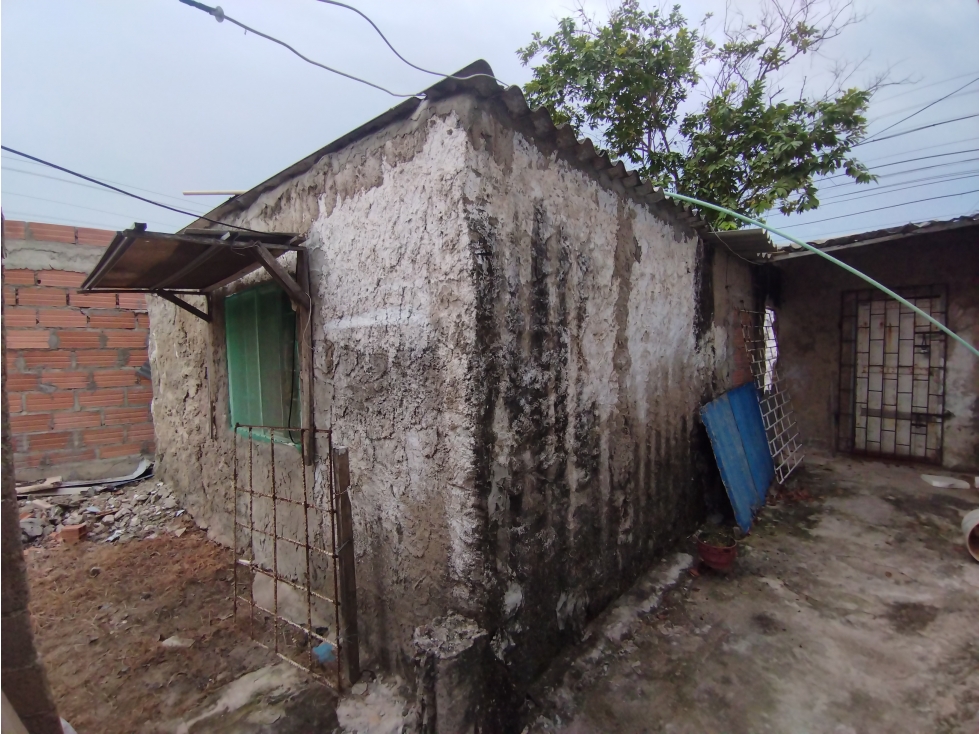 CASA LOTE ESQUINERA PARA VENTA EN TORICES - 5