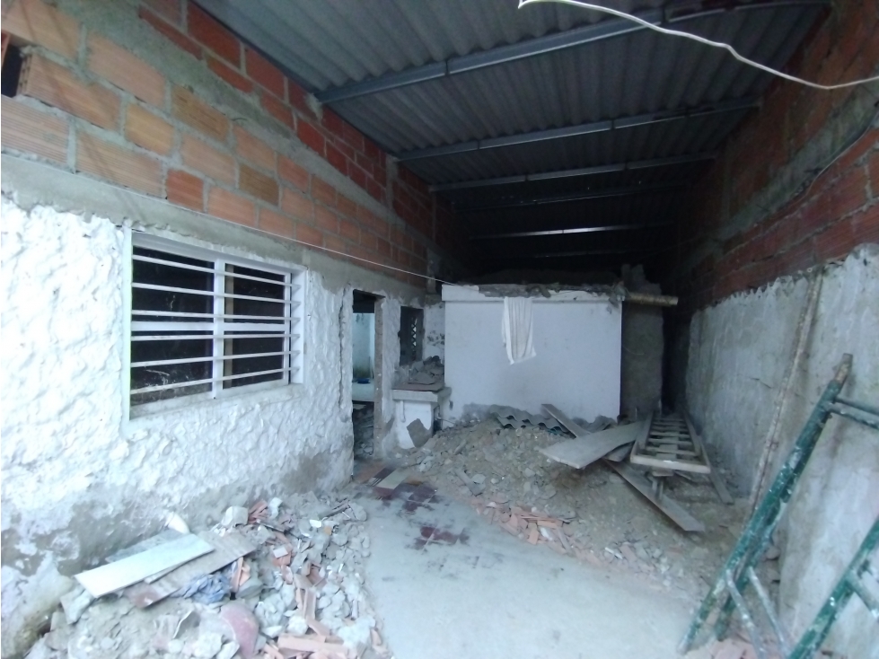CASA LOTE ESQUINERA PARA VENTA EN TORICES - 6
