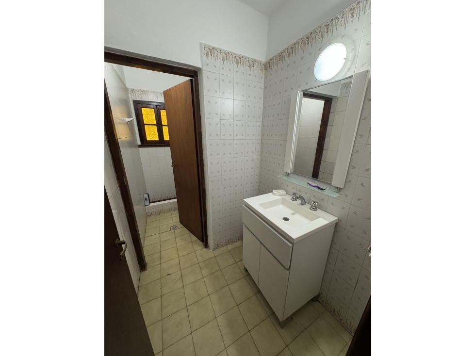 VENDE QUINTA EN ZONA PALOS DE COLORES (Luz y Gas) - 3