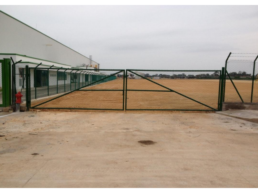 LOTE COMERCIAL / INDUSTRIAL DE 1.2 HA EN ZONA FRANCA — foto 2