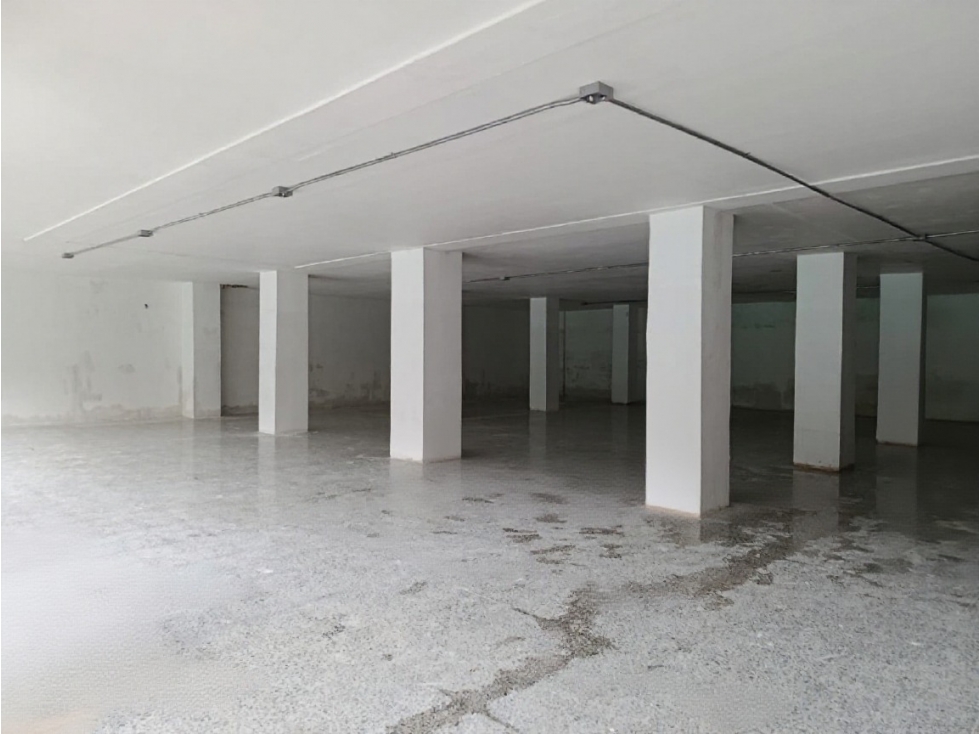 LOCAL COMERCIAL DE 650 M2 PARA VENTA EN EL CENTRO LA MATUNA