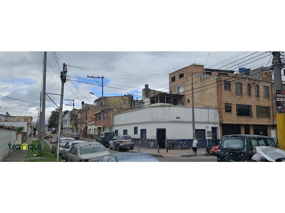 Casa Lote Esquinero Siete de Agosto - Oportunidad Inversión