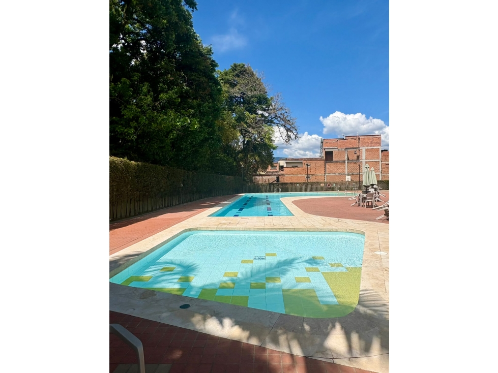 VENTA APARTAMENTO EN LAURELES