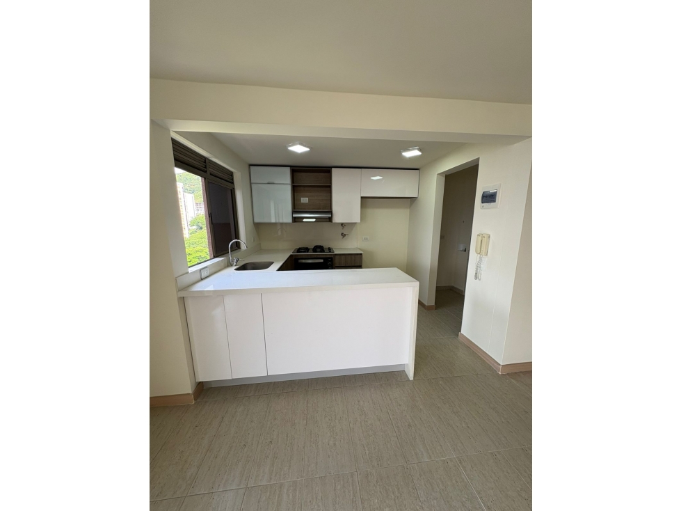 Hermoso Apartamento - Loma de los Bernal — foto 3