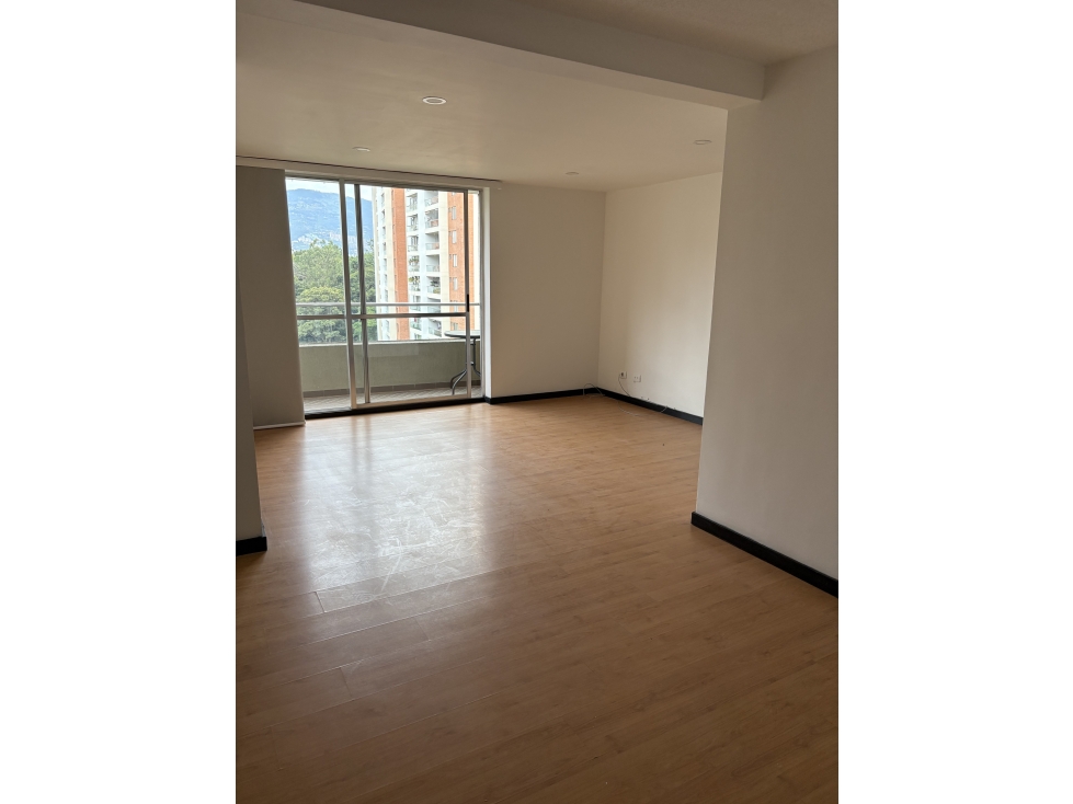 Se vende Apto en la Loma de los Bernal — foto 4