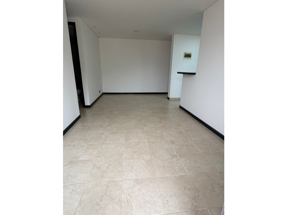 VENTA APARTAMENTO LOMA DE LOS BERNAL — foto 6