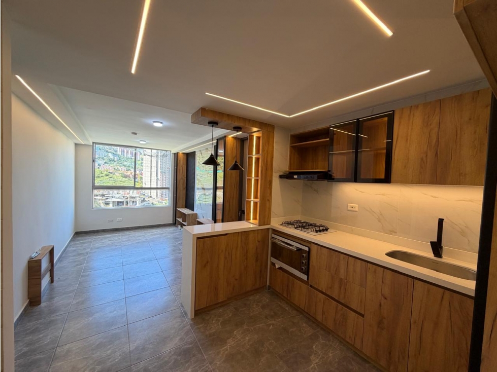 VENTA APARTAMENTO EN CALASANZ CON ACABADOS DE LUJO — foto 2