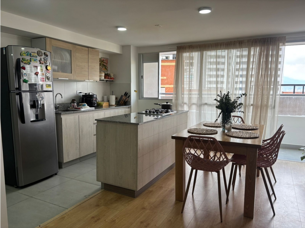 Venta de moderno apartamento en Calasanz