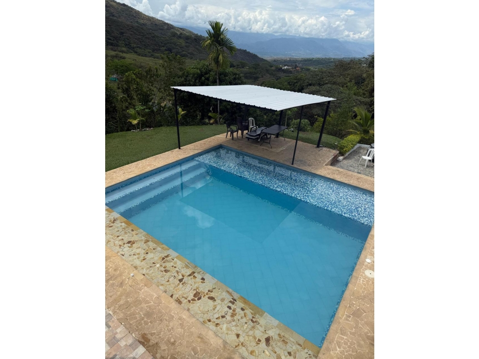 Te ofrezco hermosa y moderna casa de recreo en San Jerónimo — foto 2