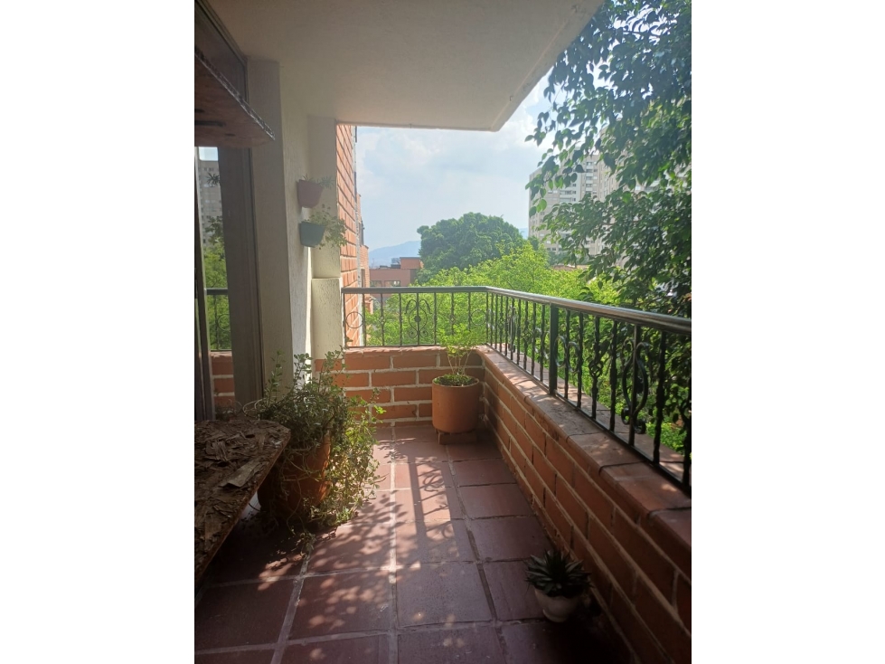 Apartamento en calasanz - parte plana