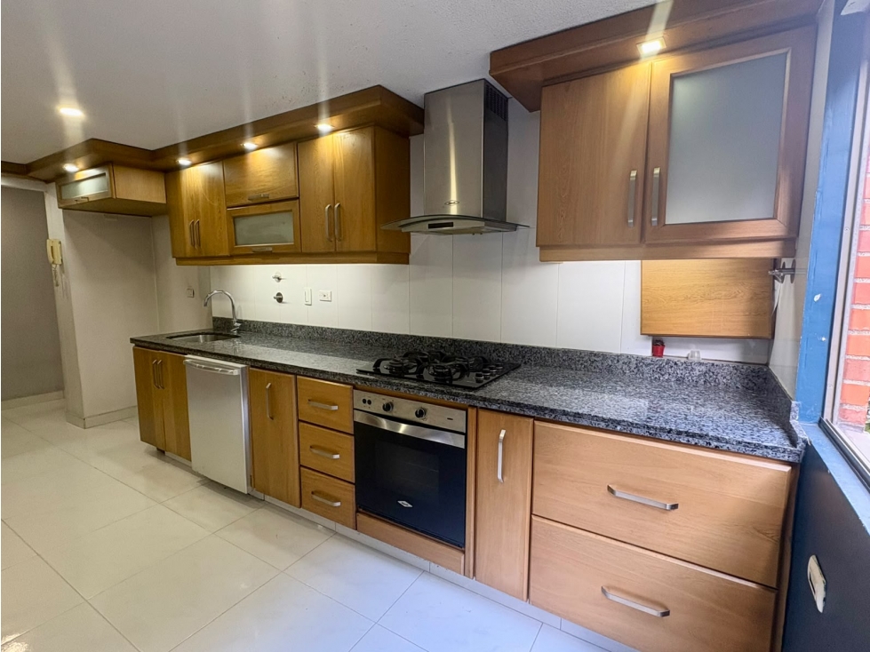 VENTA APARTAMENTO EN LAURELES — foto 3